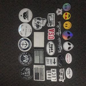 30 BRANDY MELVILLE STICKERS